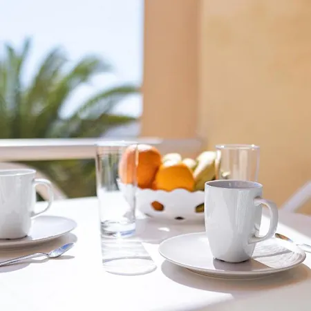 Apartman Private Terrace - Pool - Wifi *